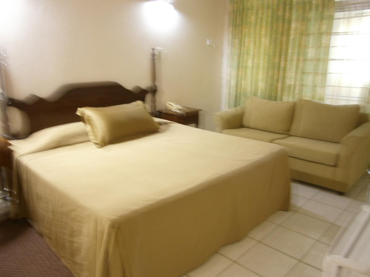 Whispering Bamboo Cove Resort Belfast Zimmer foto